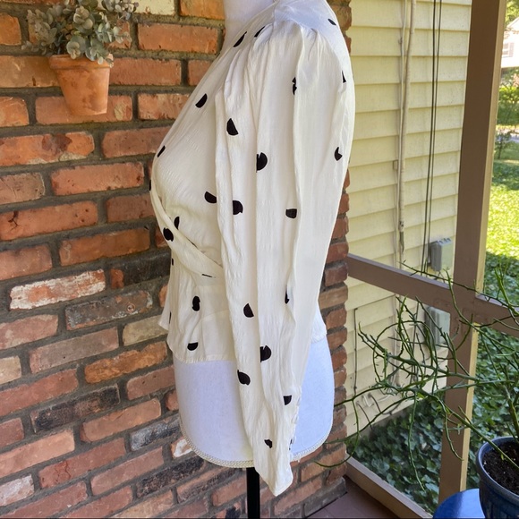 ASTR the Label Mia Top Cream Black Dot - Picture 8 of 11